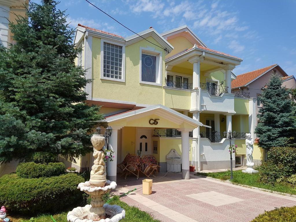 Villa Kraljevski Kumanovo Exteriör bild